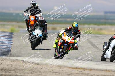 media/May-25-2025-Lets Ride (Sun) [[0ff033e448]]/B Group/1120am (Grapevine)/